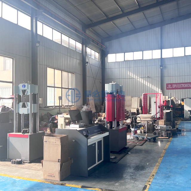 Máquina de prueba universal servo hidráulica computarizada 300kn - 2000kn