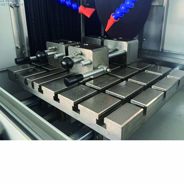 Los laboratorios metalúrgicos utilizan la máquina de corte de muestra metalográfica automática de cortador CM-100YZ