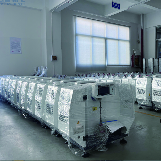 Máquina de prueba de resistencia al impacto Charpy IZOD de péndulo digital